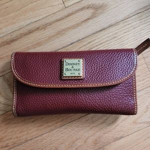 Dooney & Bourke slim fold wallet
